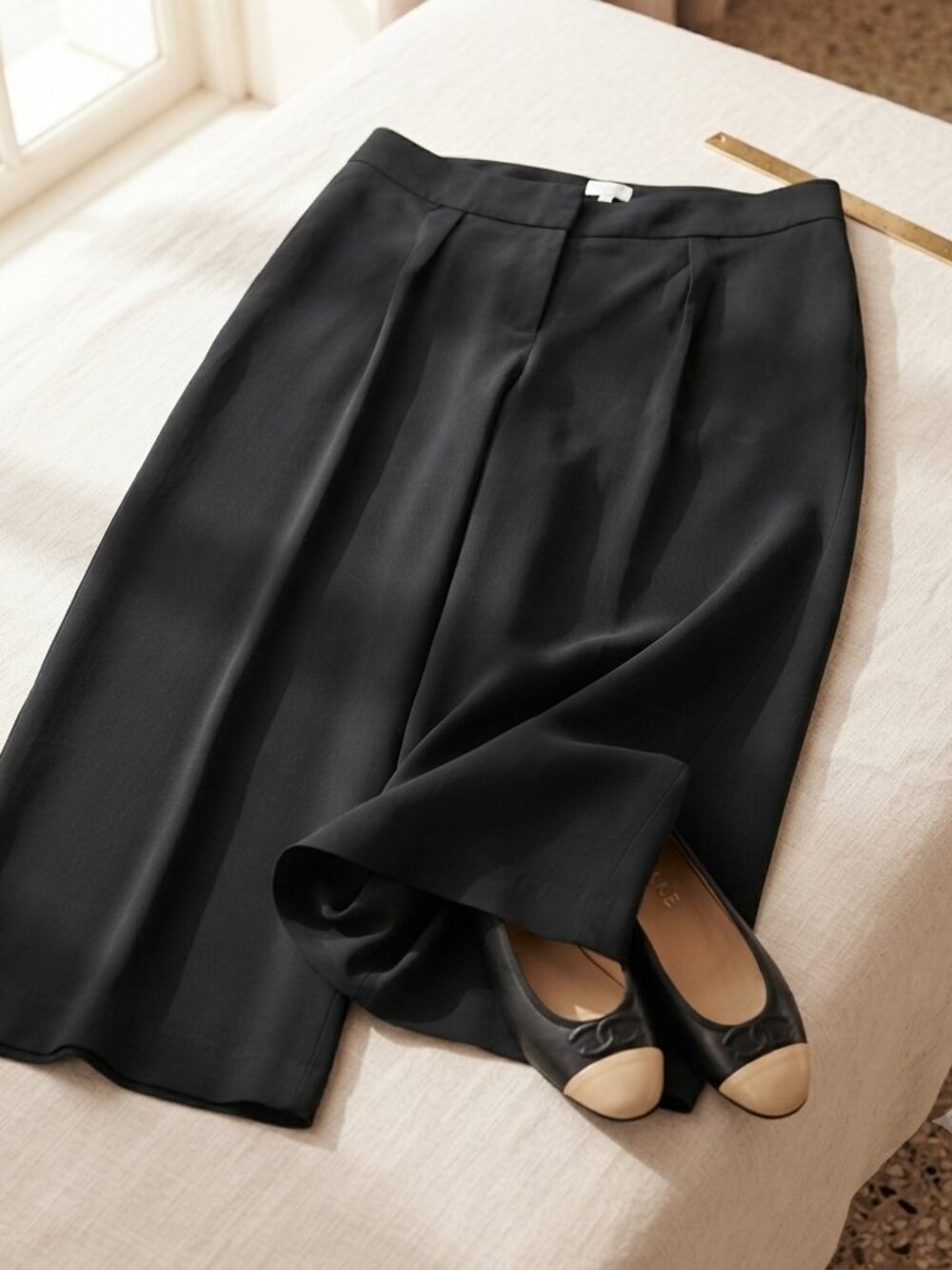 Laundry By Shelli Segal Black Wide-Leg Cropped Trousers Tailored Culottes Size 6
